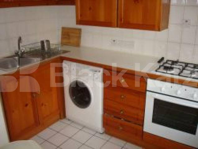 			New Instruction, 3 Bedroom, 1 bath, 1 reception Flat			 St Andrews Square, Labrooke Grove